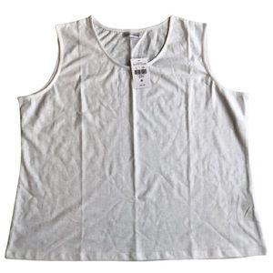 Northern Reflections Sleeveless White top Petite